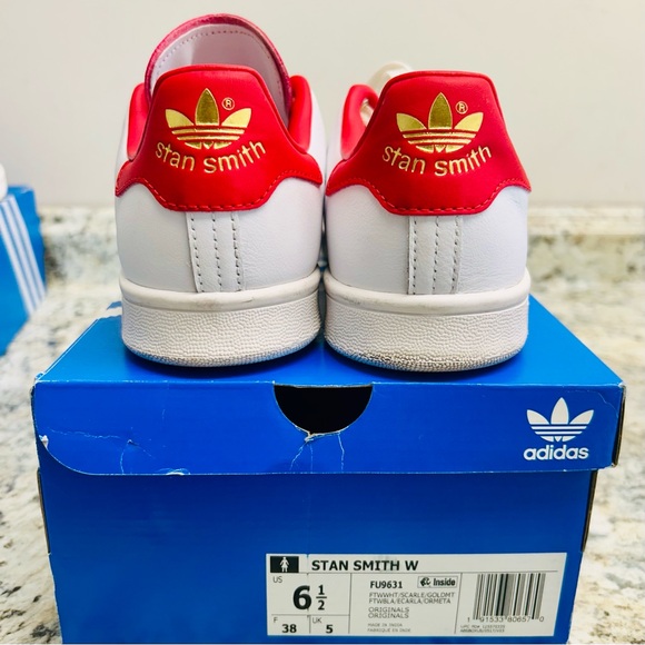 adidas FU9631 Stan Smith White Sneakers with Red M5.5/W7 - Picture 3 of 3